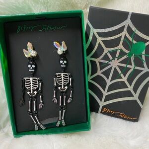 BETSEY JOHNSON Halloween Articulated Skeletons Glow-in-the-Dark Earrings NEW NWT